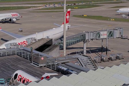 Zurich Airport (+control)